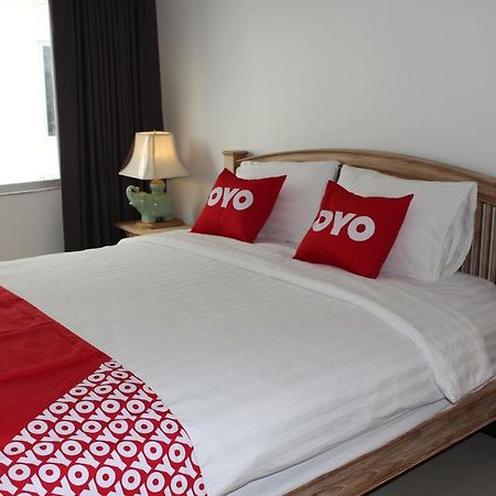 Oyo 75409 Premium The Family Hotel 清邁 外观 照片