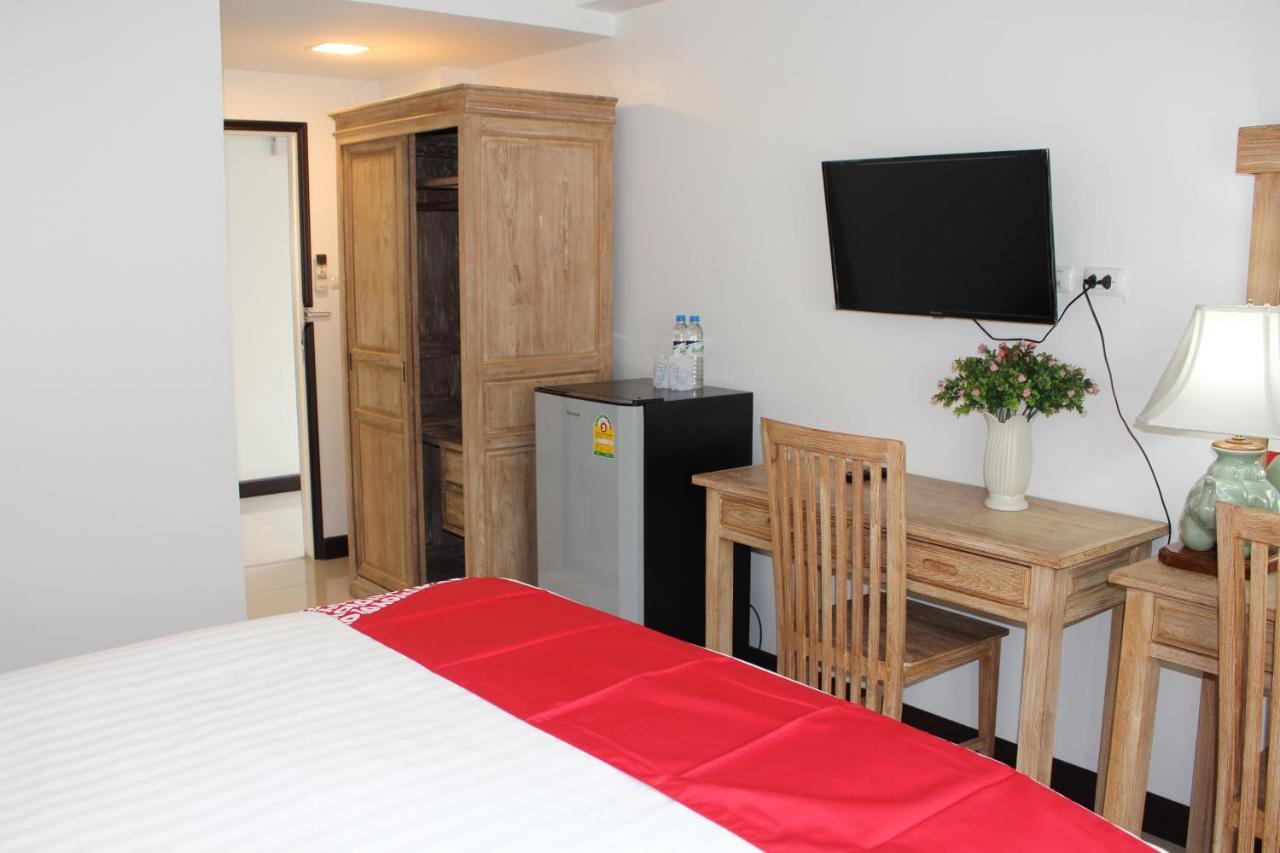 Oyo 75409 Premium The Family Hotel 清邁 外观 照片